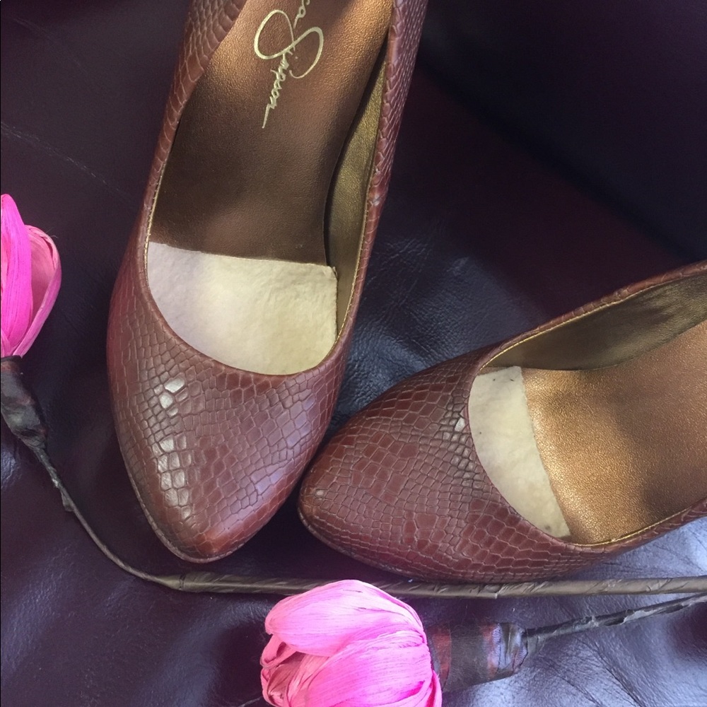 Jessica Simpson 👠 - Picture 3 of 5